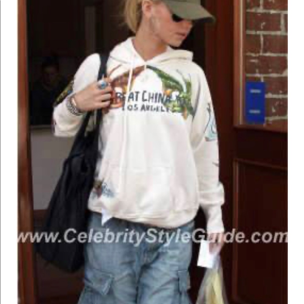 Chip & Pepper Cargo Shorts Seen on Jessica Simpson